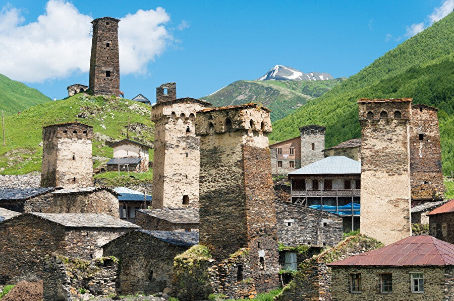17/23 Ağustos Kafkas Rüyası Gürcistan/Svaneti Trekking Turu Online Tanıtım Sunumu
