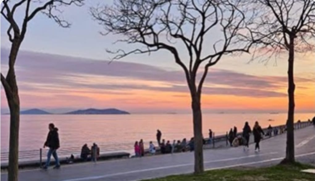 Salı Akşam .Yürüyüşü: Boğaziçi(III) Tarabya - Sarıyer