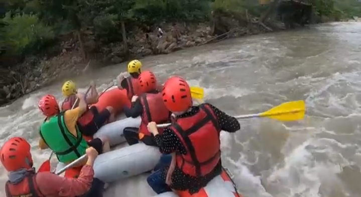 Melen Çayında Rafting