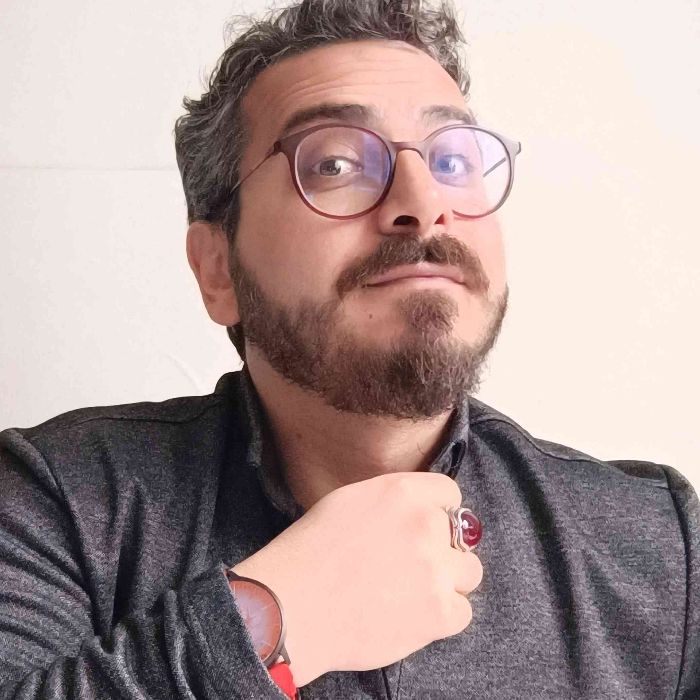 Ömer F.