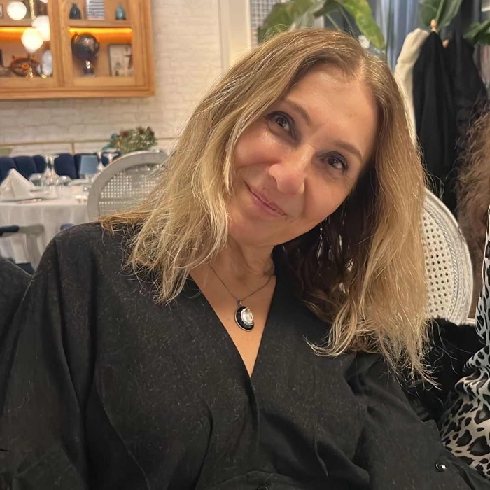 Ayşe A.