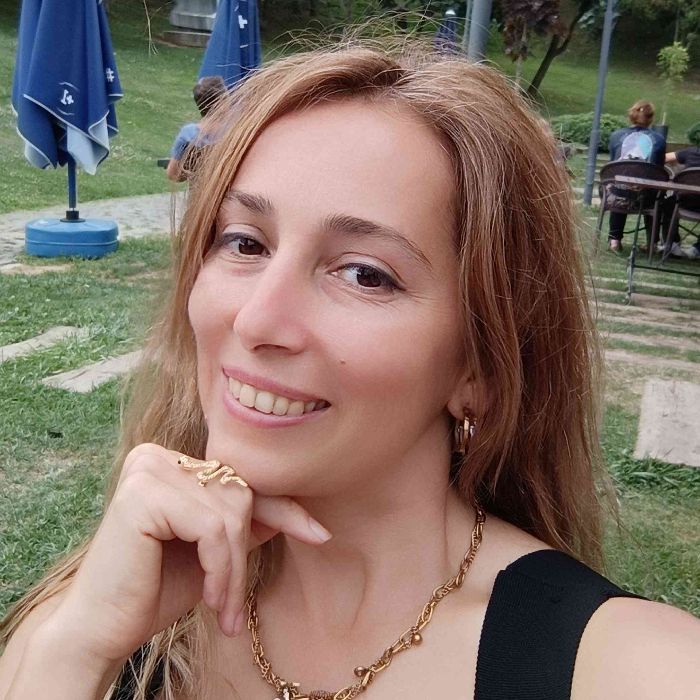 Ayşegül G.