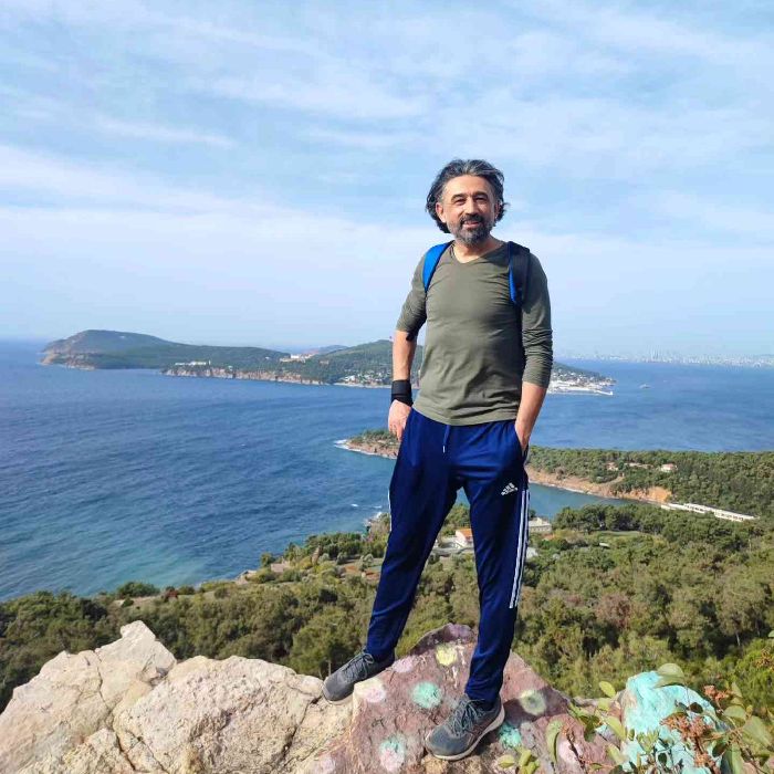 Sinan R.