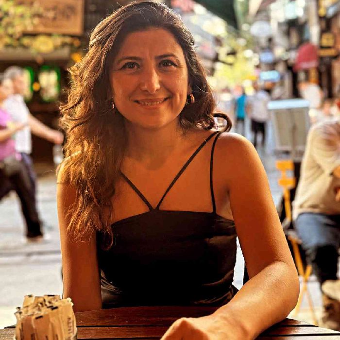 Deniz Ö.